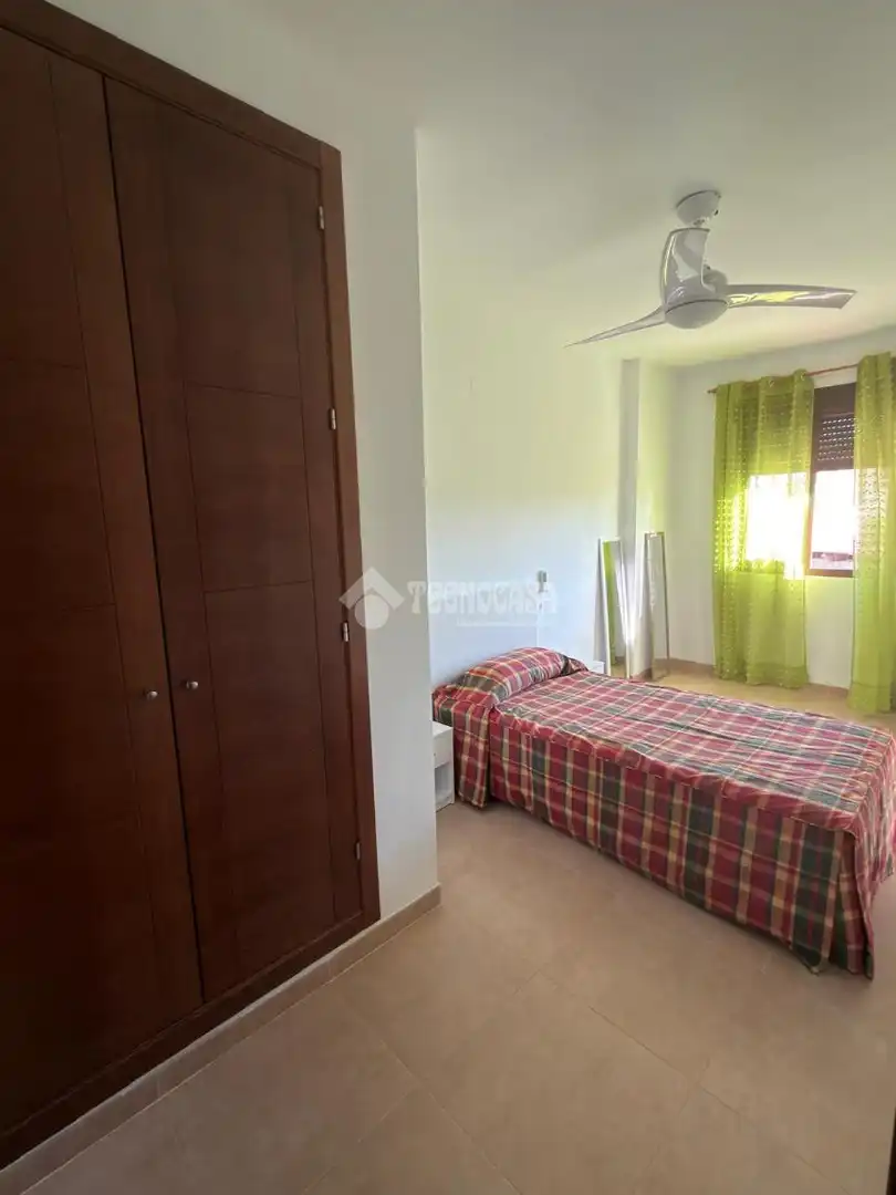 Habitación de Casa adosada de alquiler en Barrio de la Vega