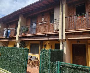 Exterior view of Single-family semi-detached for sale in Santa María de Cayón  with Air Conditioner and Terrace