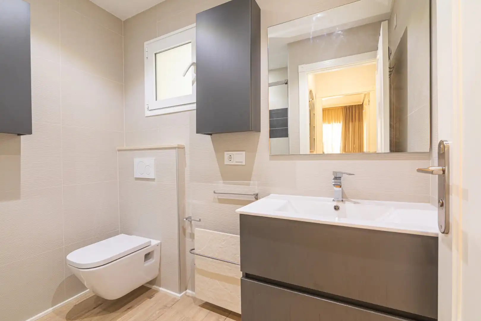 Baño de Piso en venta en Santa Pola con Aire acondicionado y Amueblado
