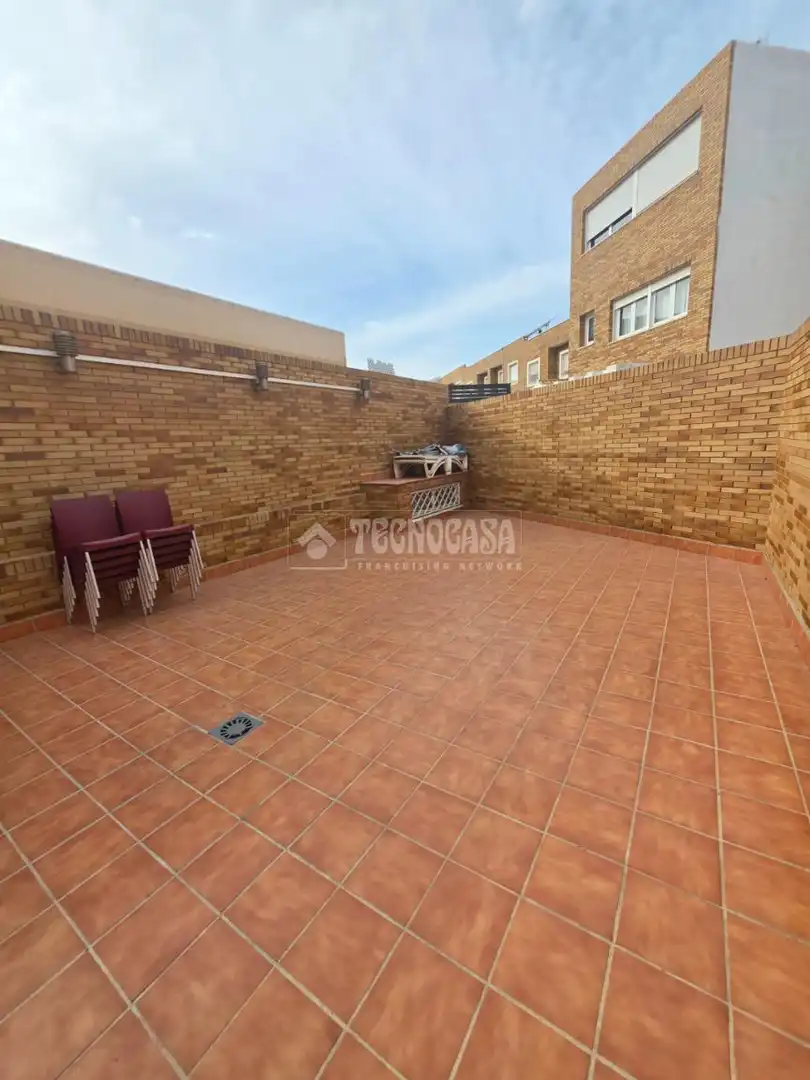 Terraza de Casa adosada en venta en  Almería Capital