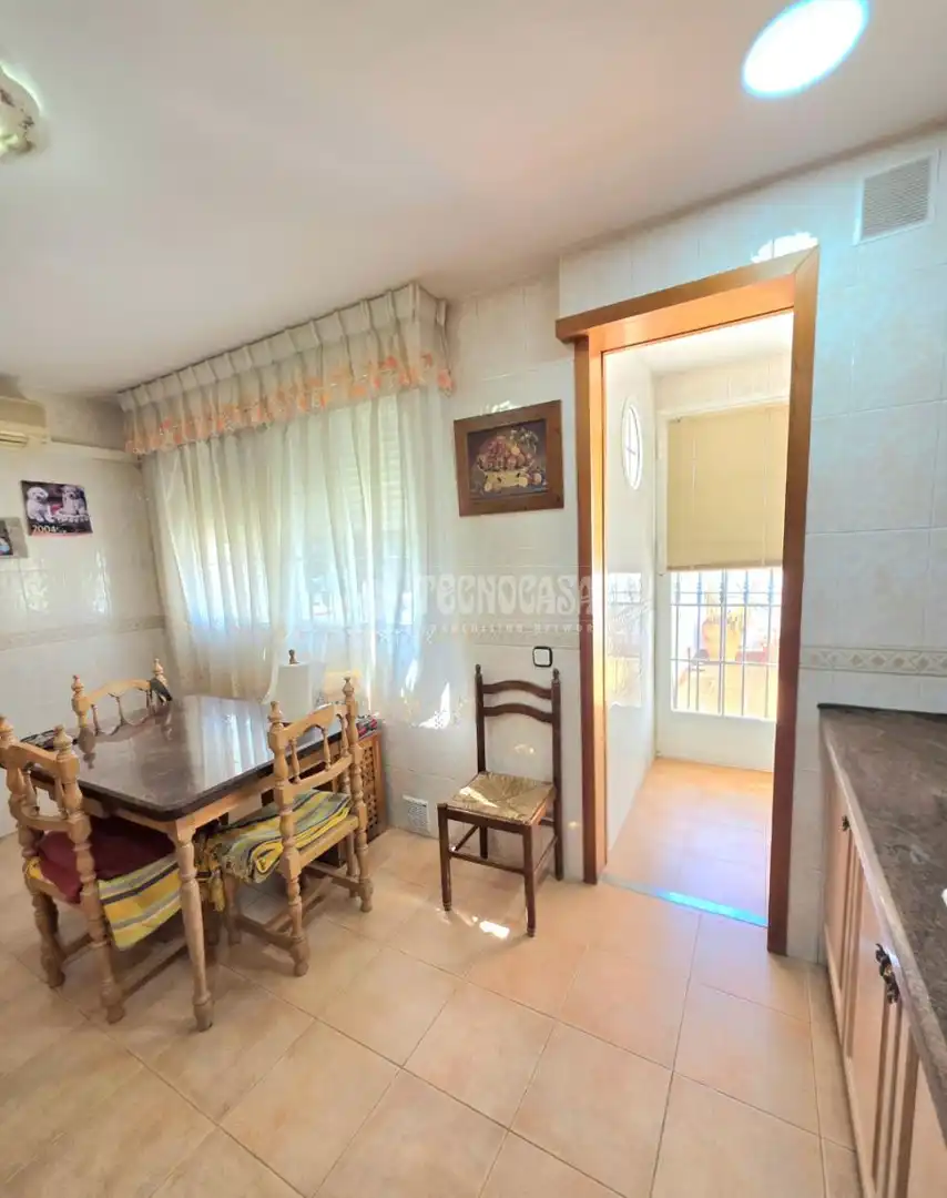 Esszimmer von Haus oder Chalet zum Verkauf in Almería mit Klimaanlage, Privatgarten und Terrasse