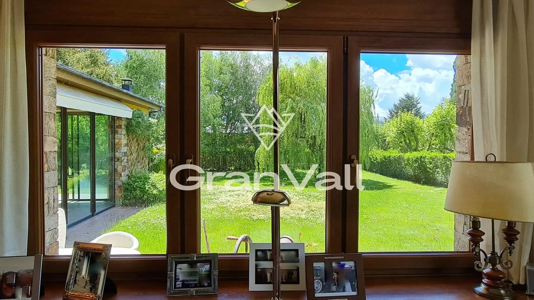 Sala de estar de Casa o chalet en venta en Puigcerdà con Calefacción, Jardín privado y Terraza