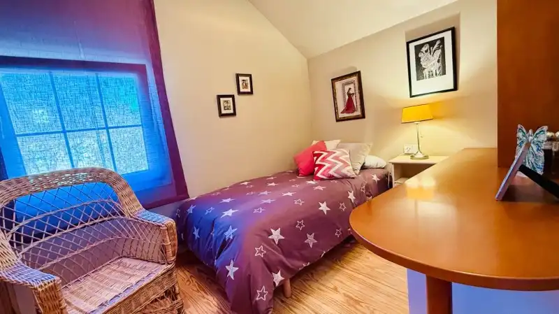 Bedroom of Houses for sale in El Espinar  with Heating, Private garden and Terrace