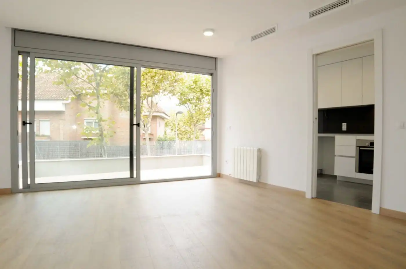 Wohnung zur Miete in Calle DE LA MARE DE DEU DE LA MERCE, Tiana