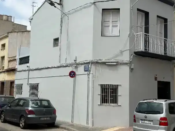 Vista exterior de Casa adosada en venda en Burriana / Borriana amb Balcó