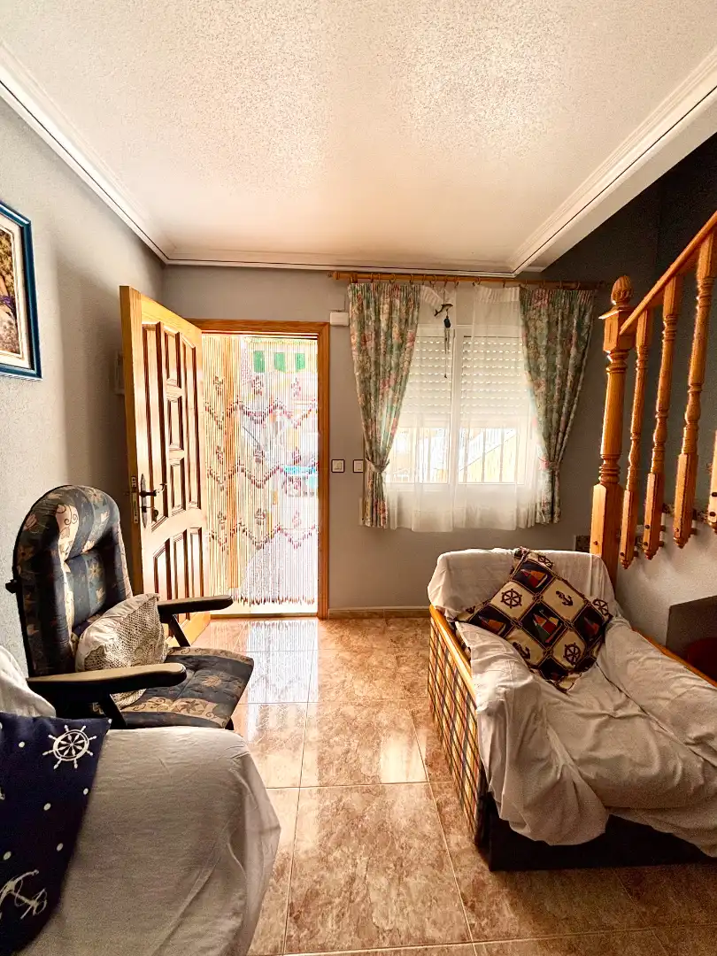 Reihenhaus mit Terrasse zum Verkauf in Calle Oslo 46E, imagen 4