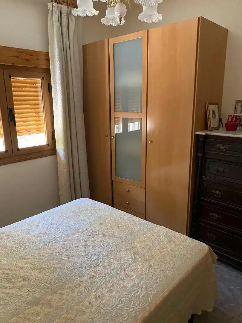 Dormitori de Casa o xalet en venda en Valencia de Alcántara amb Aire condicionat i Balcó