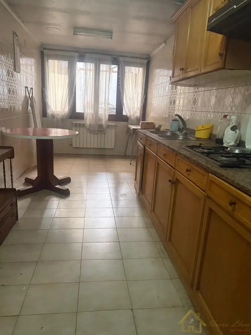 Küche von Wohnung zum Verkauf in Lugo mit Heizung