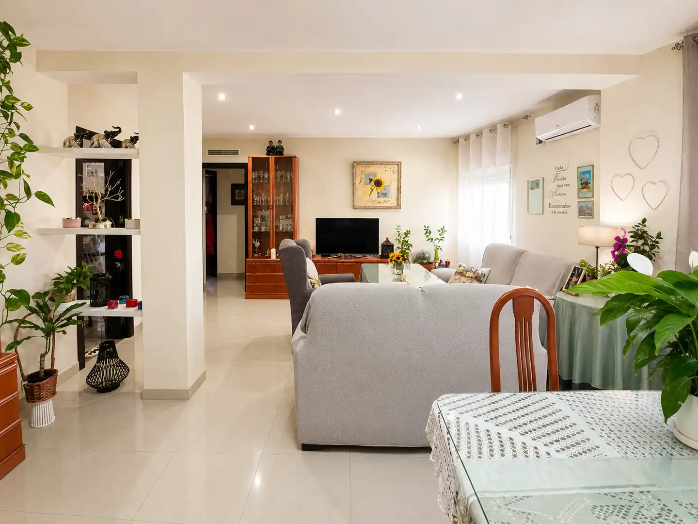 Living room of Flat for rent in Córdoba  with Air Conditioner, Heating and Terrace