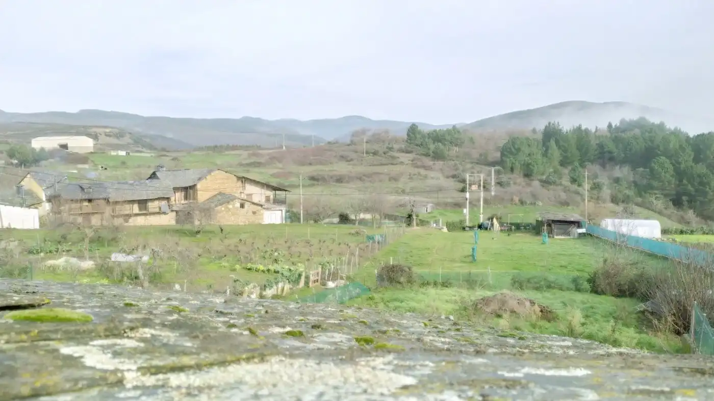 Casa o chalet en venta en Vega de Espinareda con Calefacción