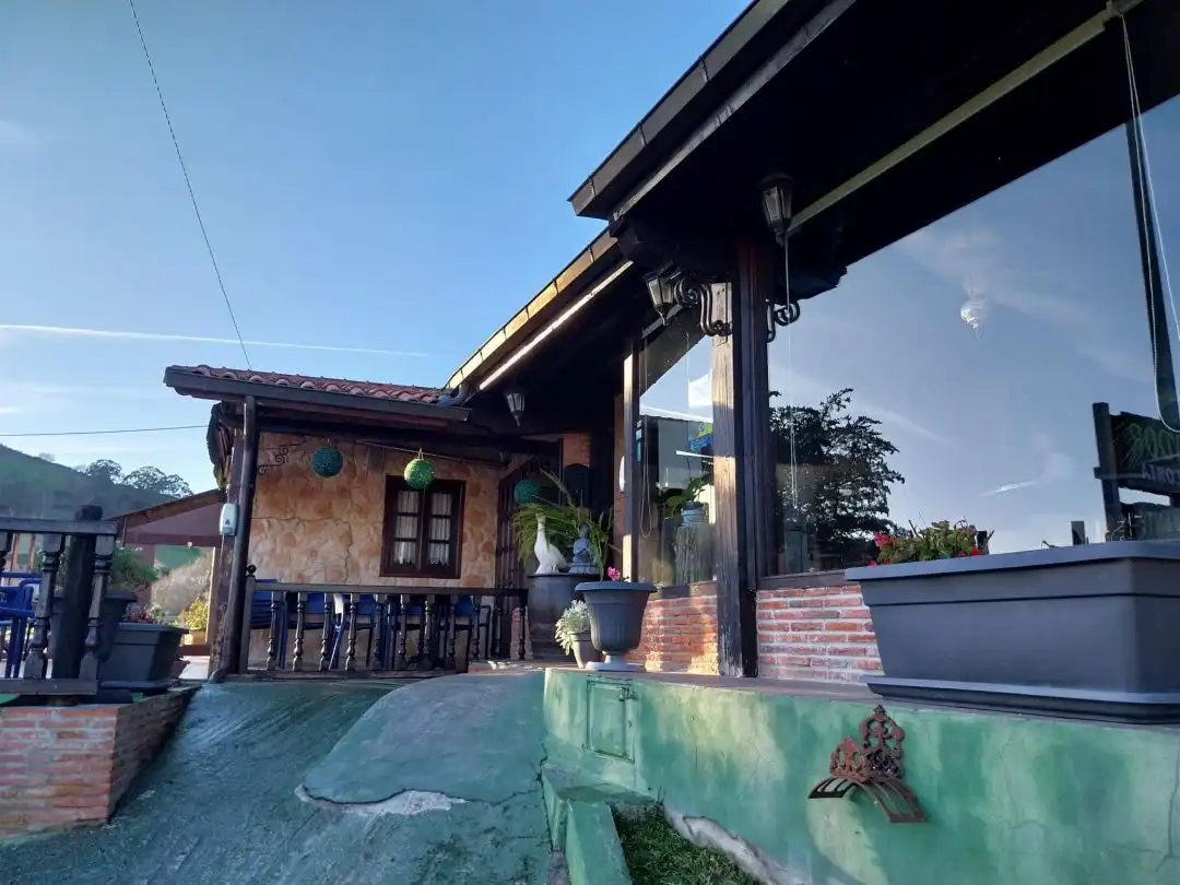Terrassa de Local en venda en Santillana del Mar