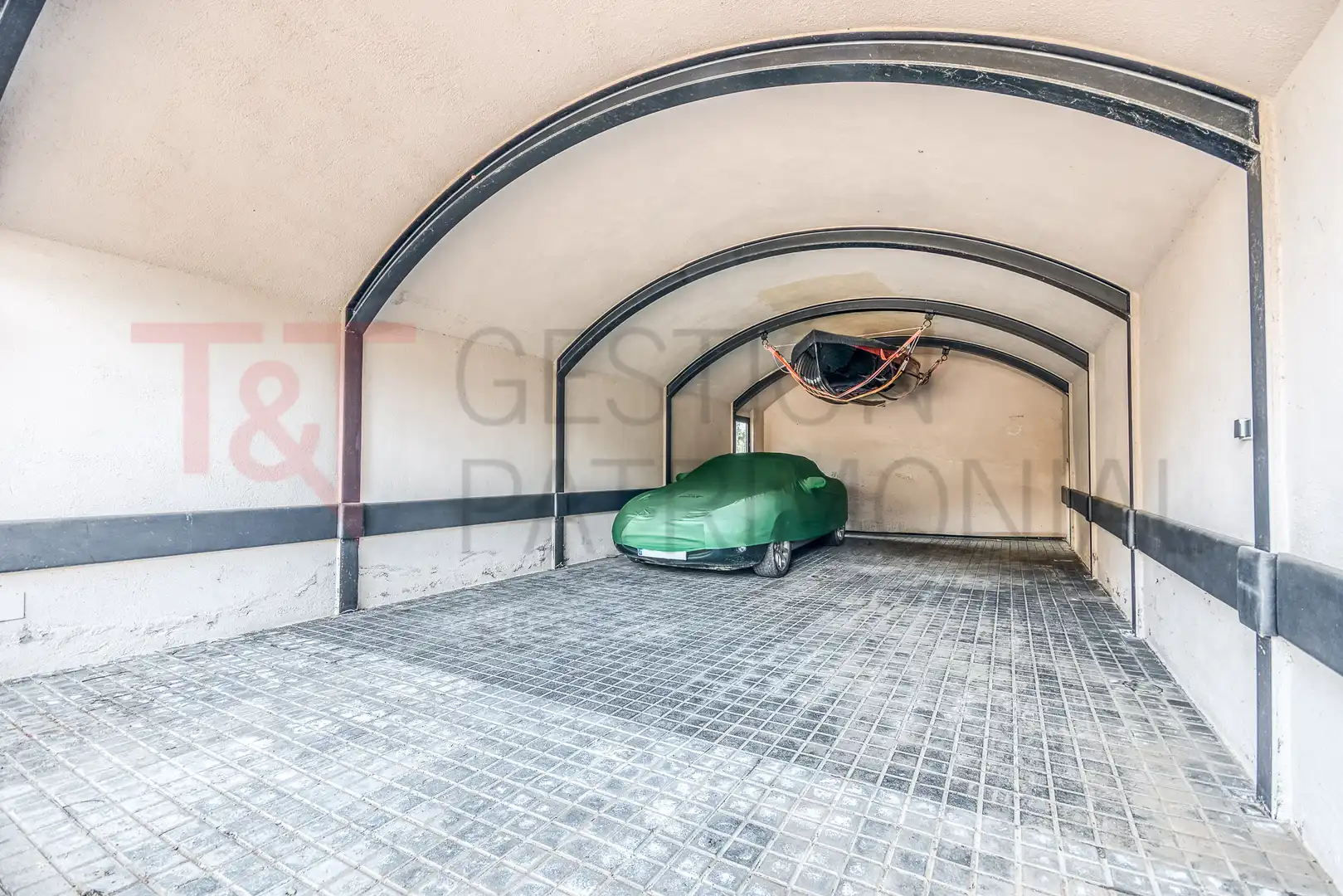 Parking de Casa o chalet en venta en Cardedeu con Aire acondicionado, Calefacción y Jardín privado