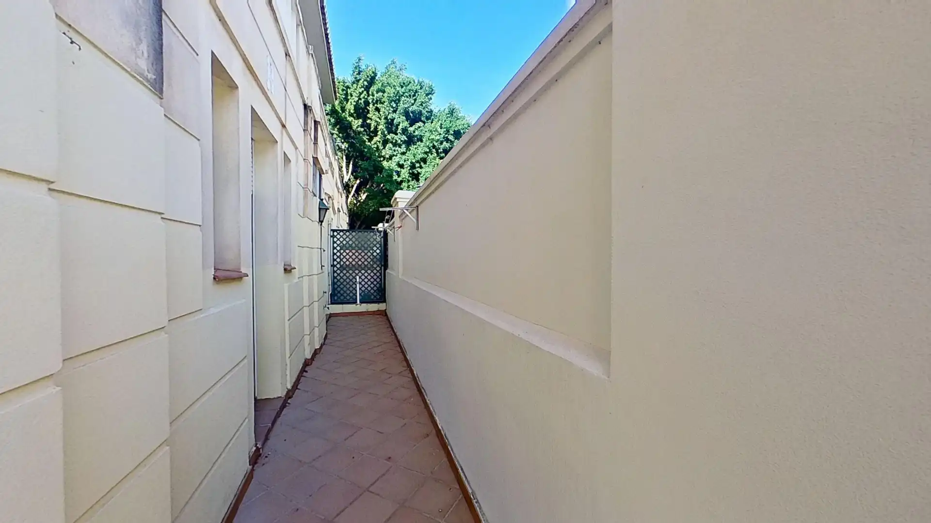 Vista exterior de Piso en venta en Málaga