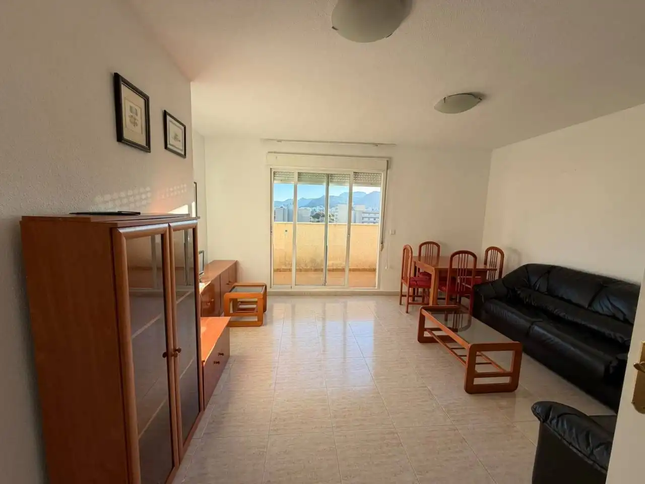 Flat with terrace to rent in Calle Avenida Ronda de La Unión
