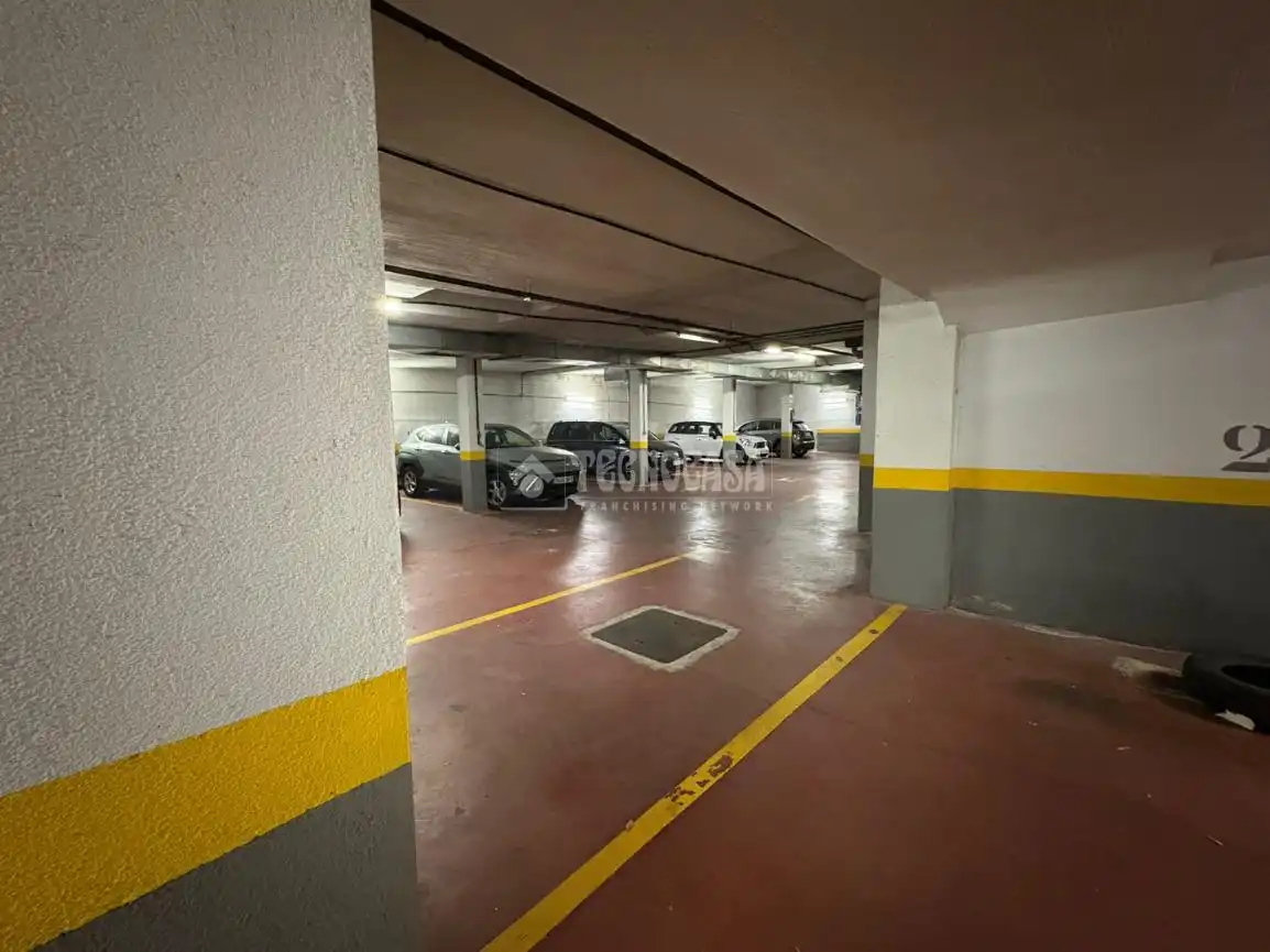Einzelparkplatz zum Verkauf in Calle de Lérida, imagen 5