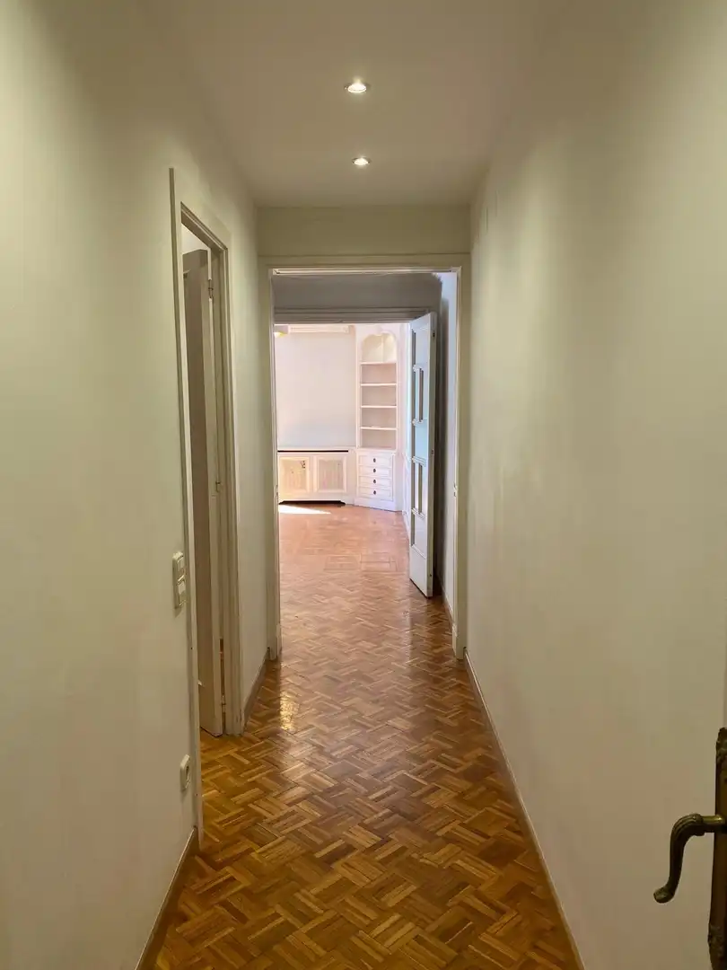 Apartamento de alquiler en Barcelona con Aire acondicionado, Parquet y Balcón