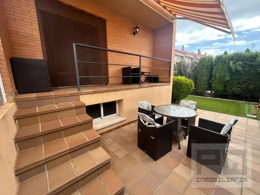 Terrace of Houses for rent in Las Navas del Marqués 