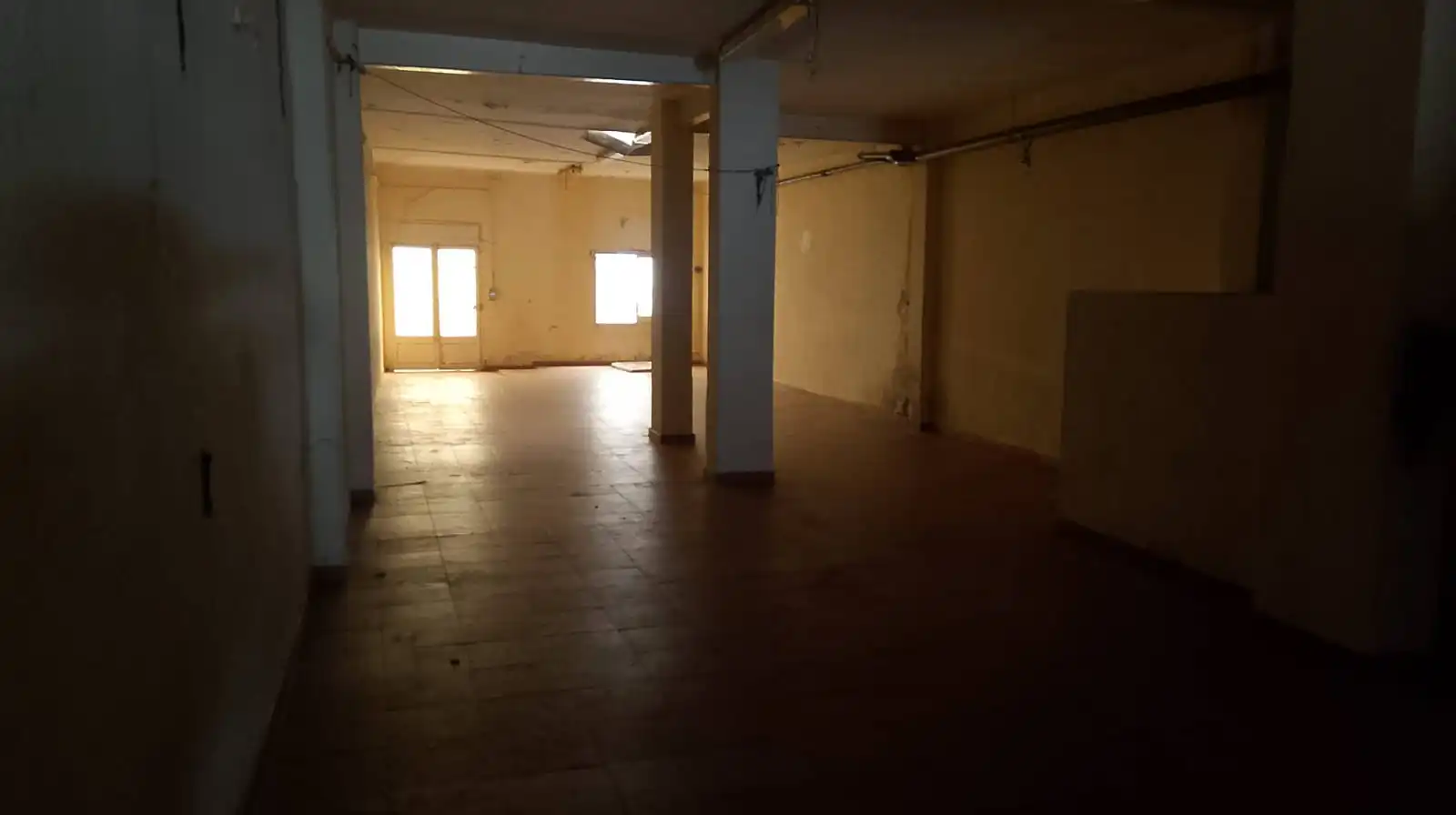 Commercial properties for rent in Carrer del Degà Bahí, 66, El Camp de l'Arpa del Clot