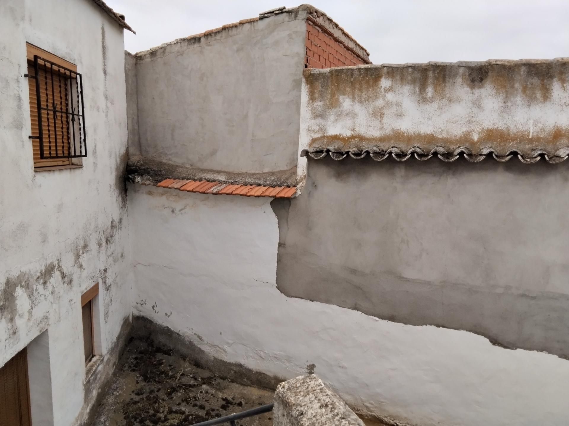 Exterior view of Single-family semi-detached for sale in Campo de Criptana  with Air Conditioner and Heating