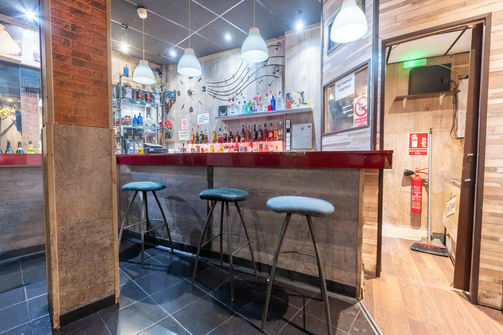 Local en venta en Calle San Antonio, 1, La Catedral