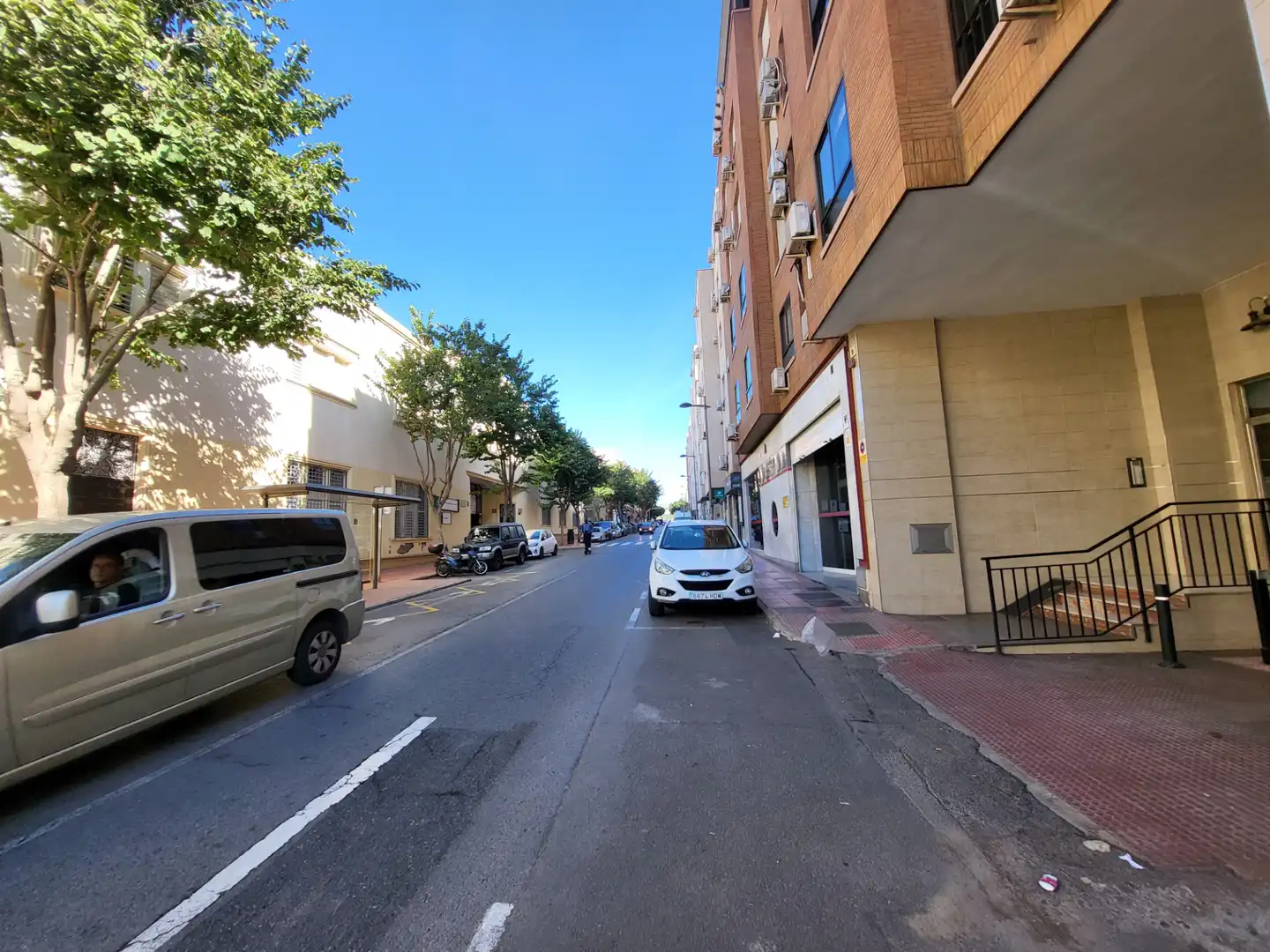 Business premises for sale in Calle Granada 258, imagen 2