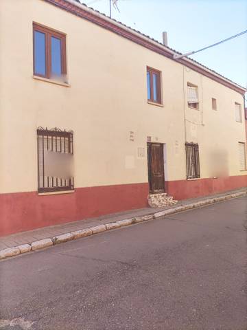 Casa-chalet en Venta en Castromocho