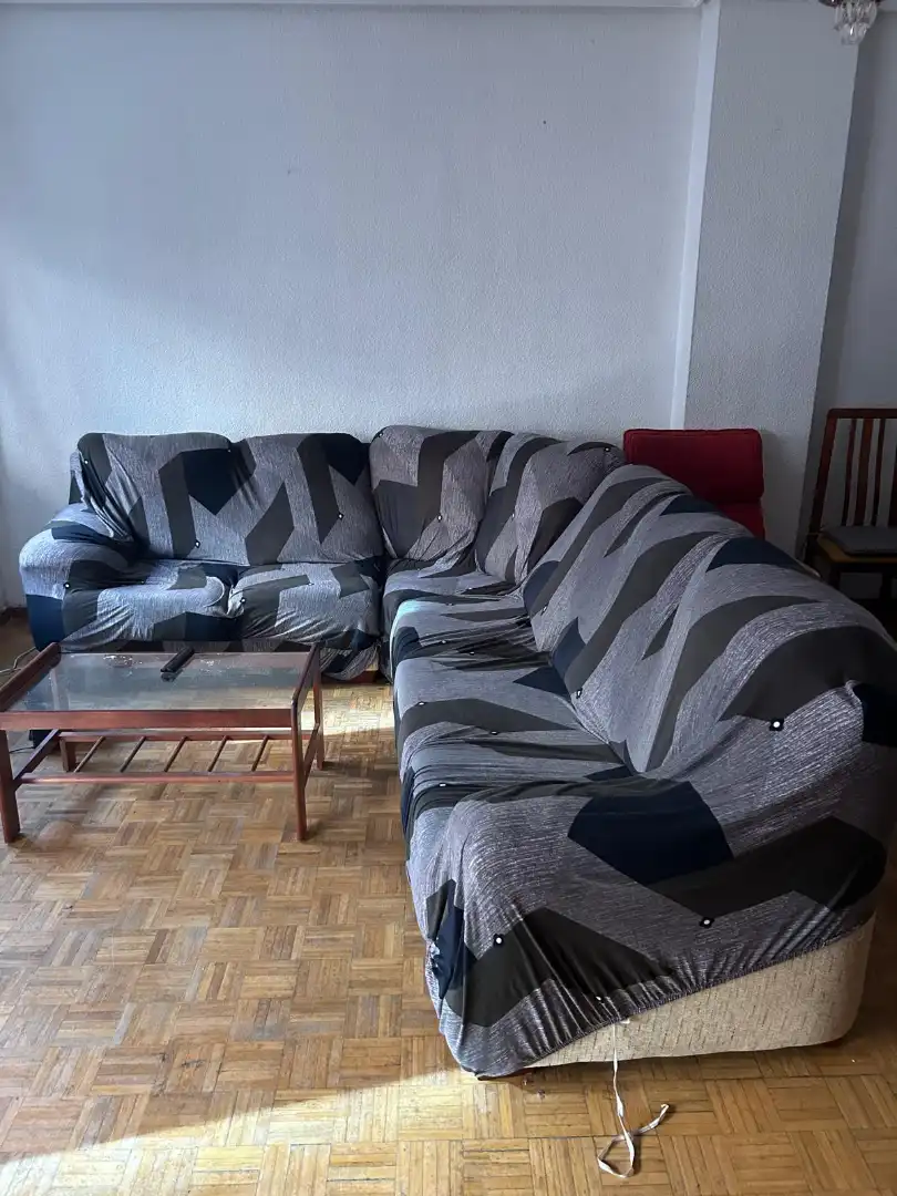 Sala de estar de Piso en venta en Arévalo con Calefacción, Terraza y Amueblado