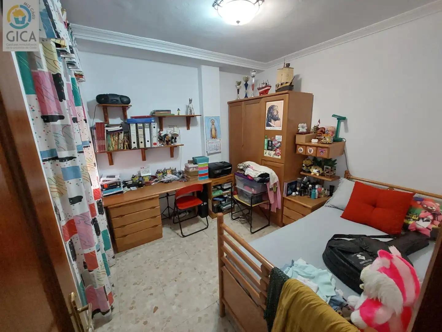 Dormitori de Casa o xalet en venda en Algeciras