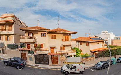 Exterior view of Flat for sale in  Santa Cruz de Tenerife Capital  with Terrace