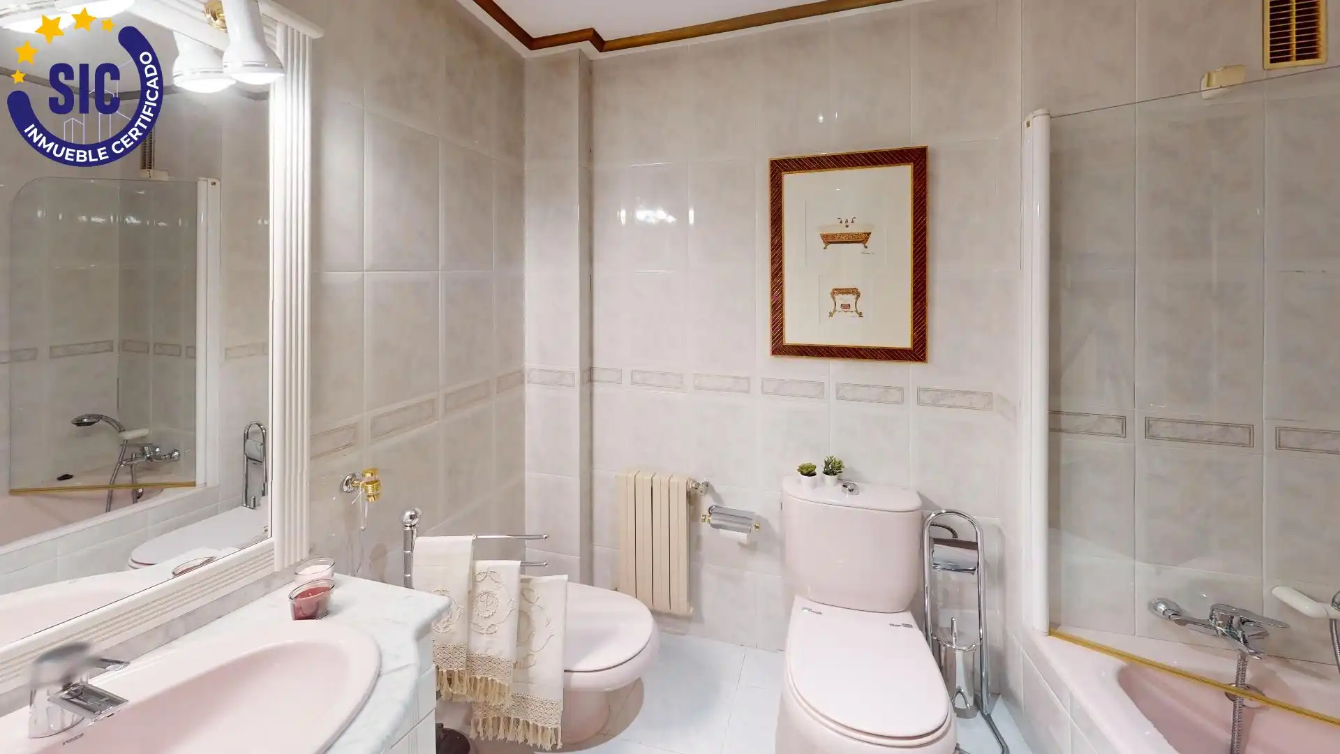 Baño de Piso en venta en Castellón de la Plana / Castelló de la Plana con Calefacción, Trastero y Amueblado