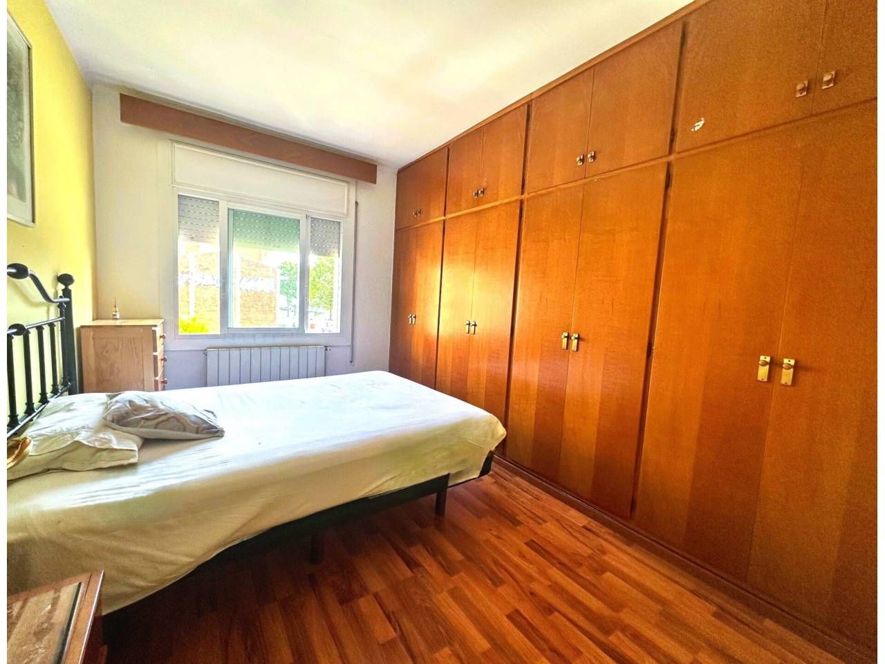 Habitación de Piso en venta en Girona Capital con Aire acondicionado, Calefacción y Parquet