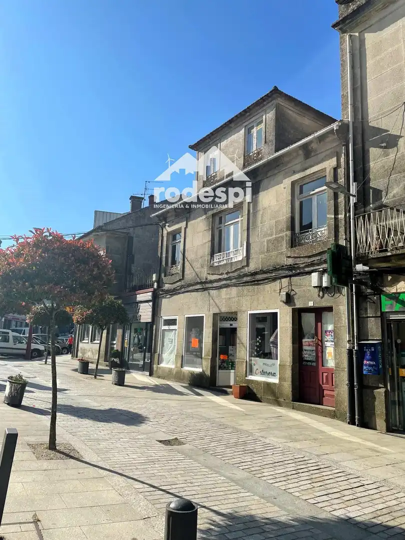 Edificio en venta en A Cañiza  