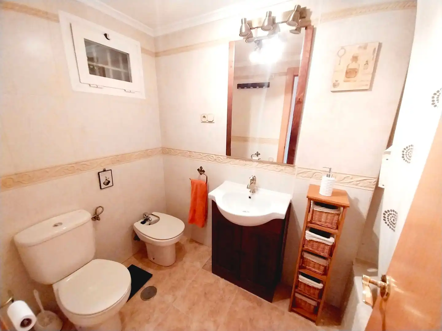 Baño de Piso en venta en Benidorm con Aire acondicionado, Parquet y Terraza