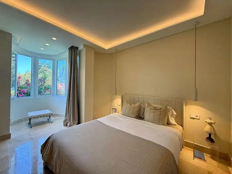 Bedroom of Ground floor for rent in Marbella  with Air Conditioner, Heating and Terrace
