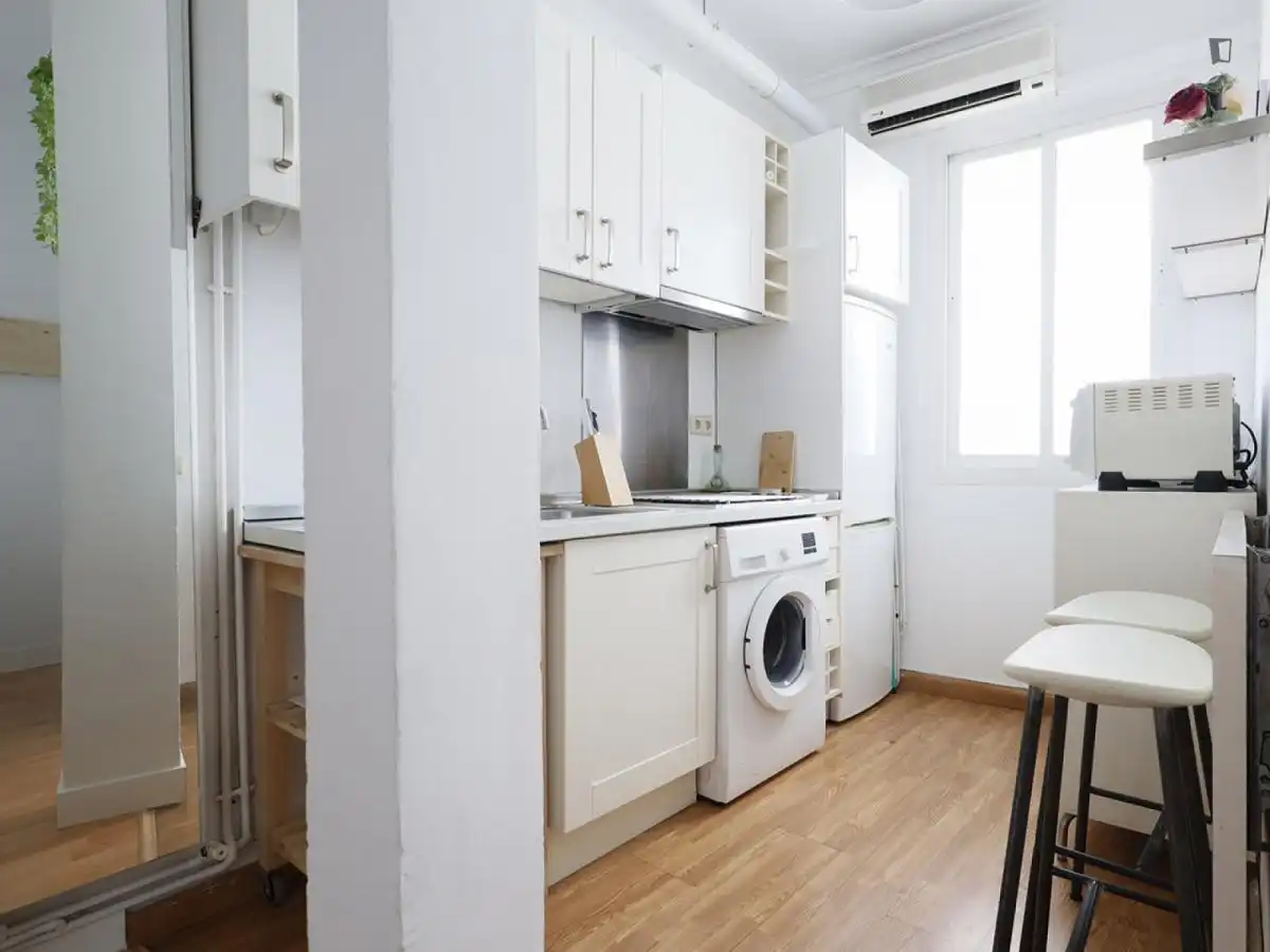 Study for rent in Palacio
