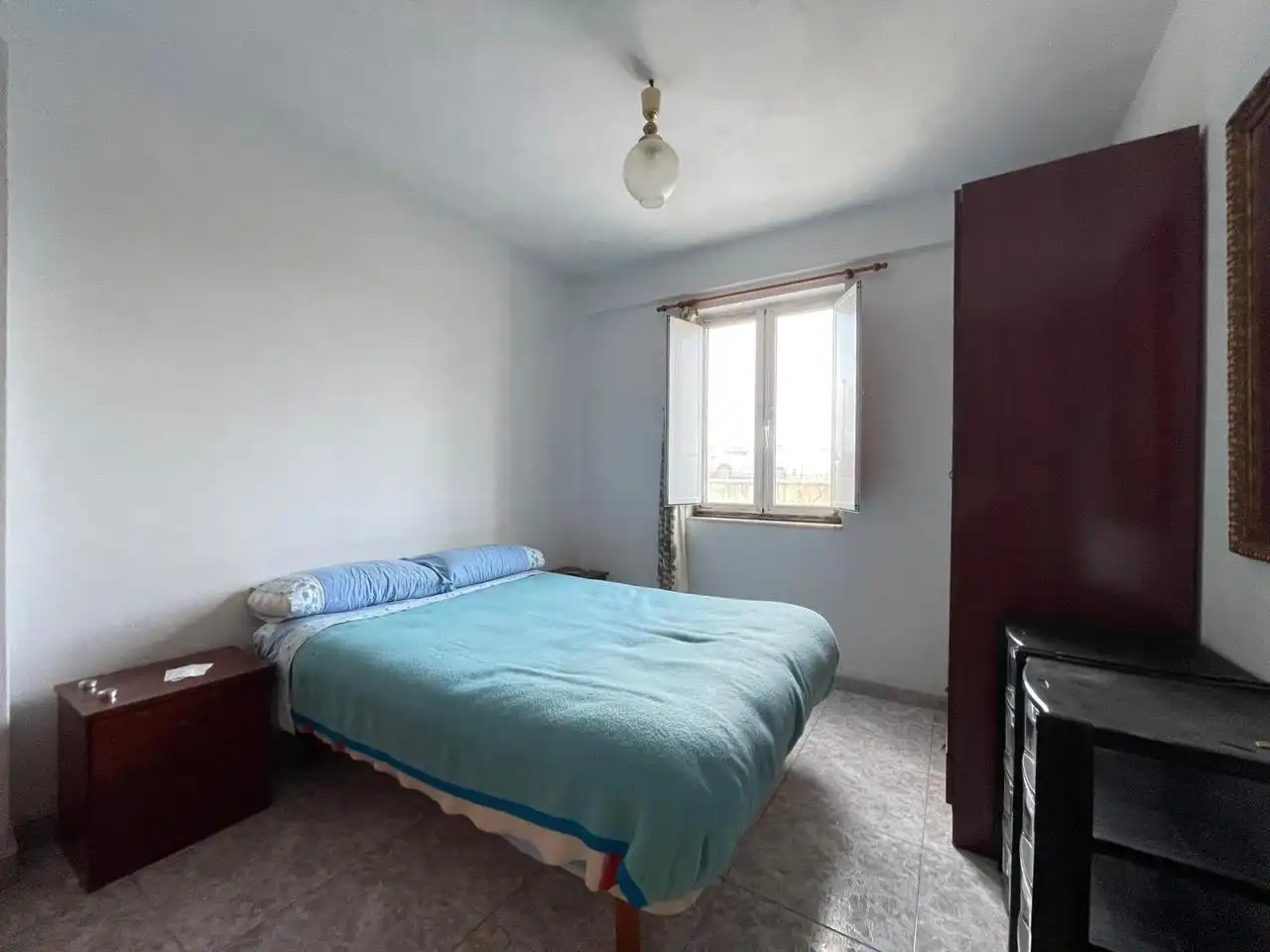 Schlafzimmer von Erdgeschoss zum Verkauf in A Coruña Capital  mit Abstellraum