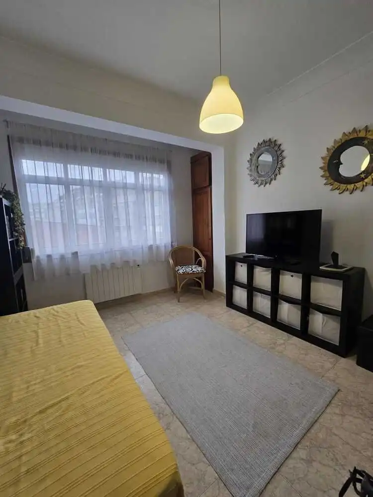 Sala d'estar de Pis en venda en Ferrol amb Calefacció