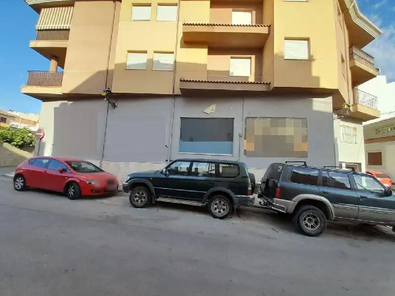 Aparcament de Local en venda en Los Villares