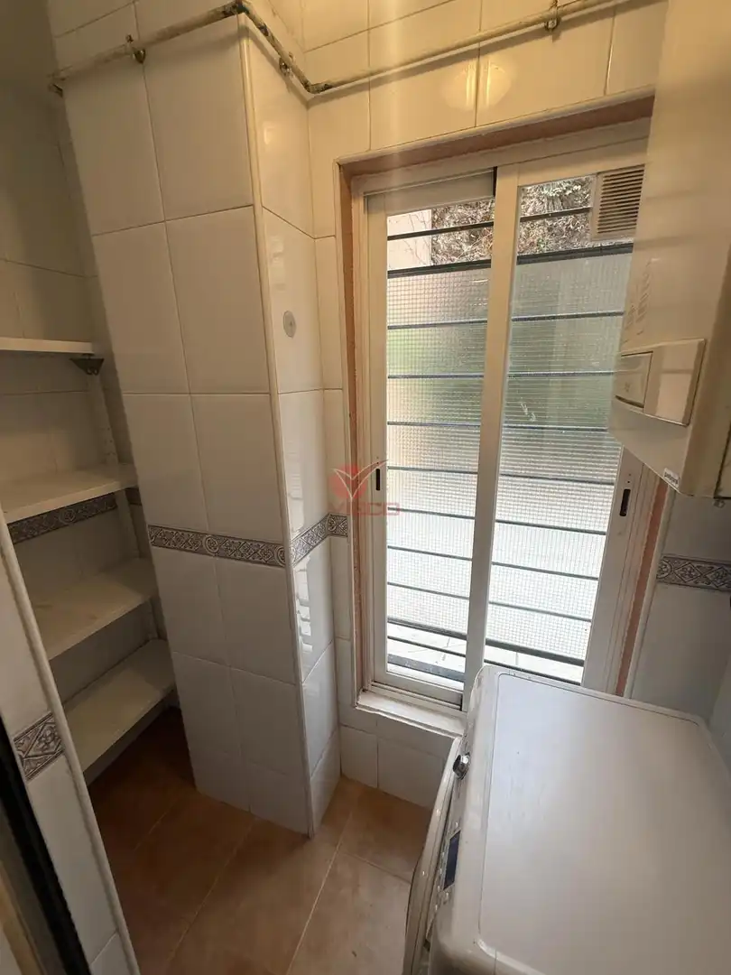 Baño de Piso en venta en Cuenca con Calefacción, Trastero y Amueblado