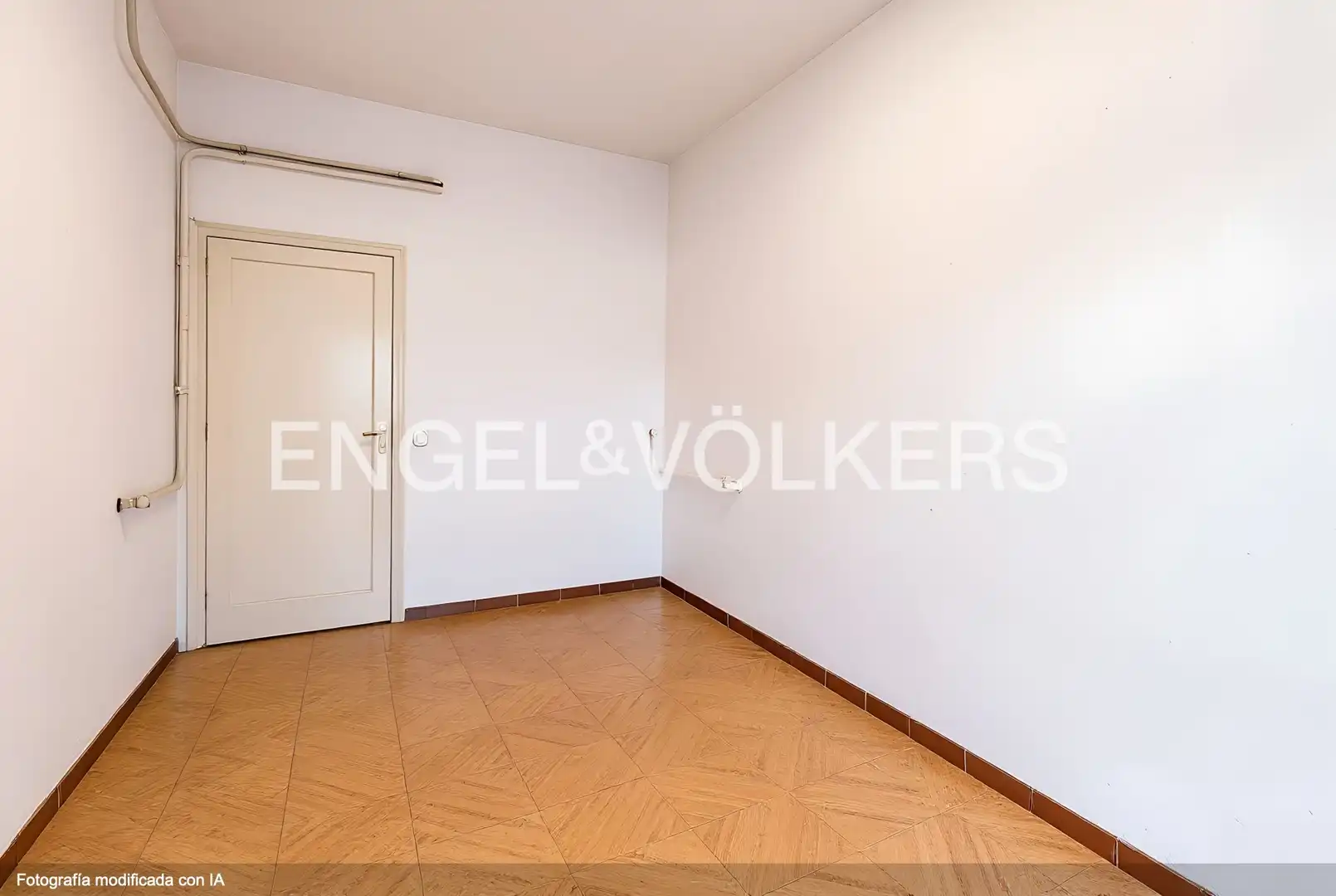 Wohnung zum Verkauf in Barcelona mit Klimaanlage, Heizung und Terrasse