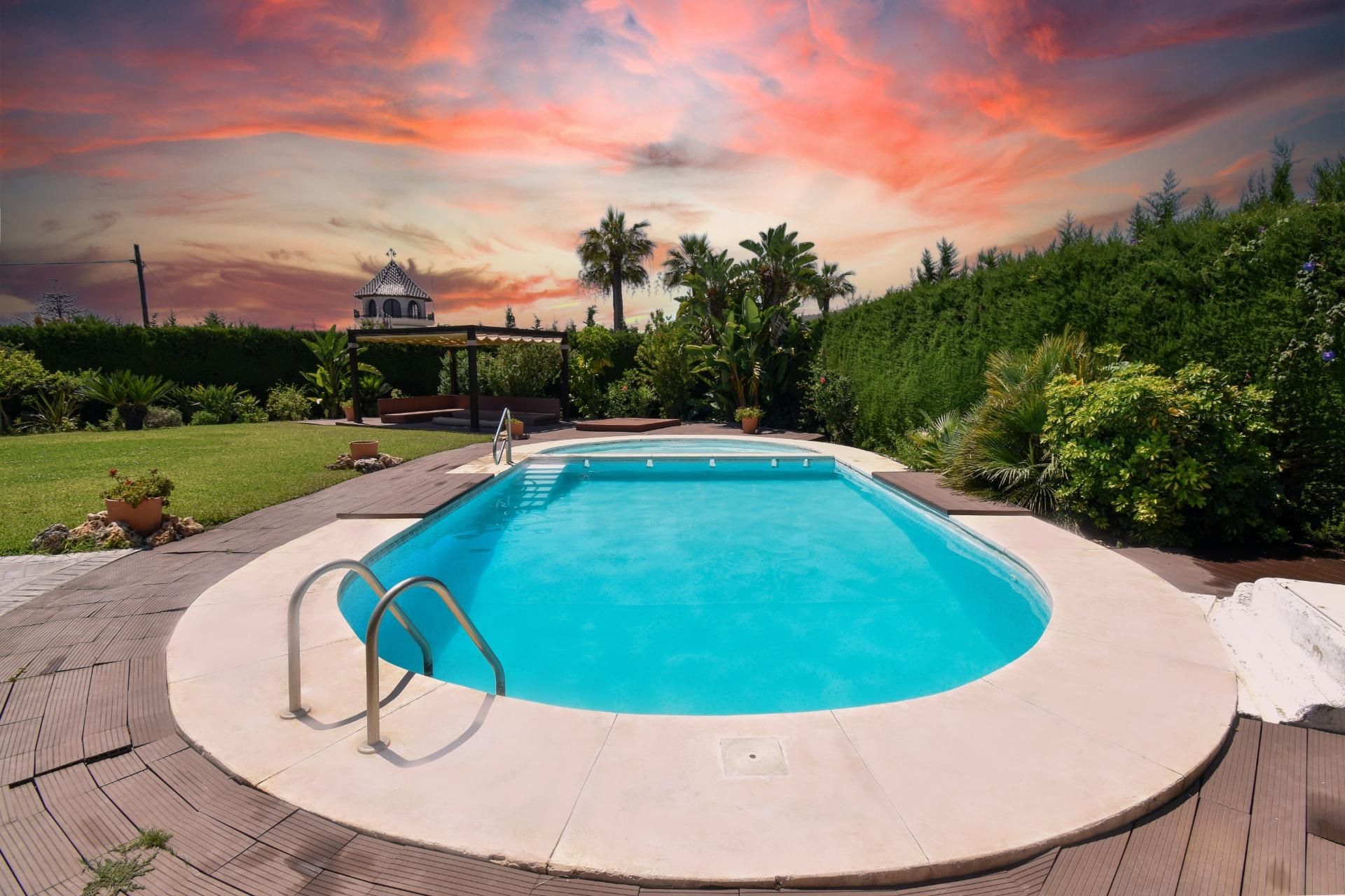 Piscina de Casa o chalet en venta en Marbella con Jardín privado, Terraza y Piscina