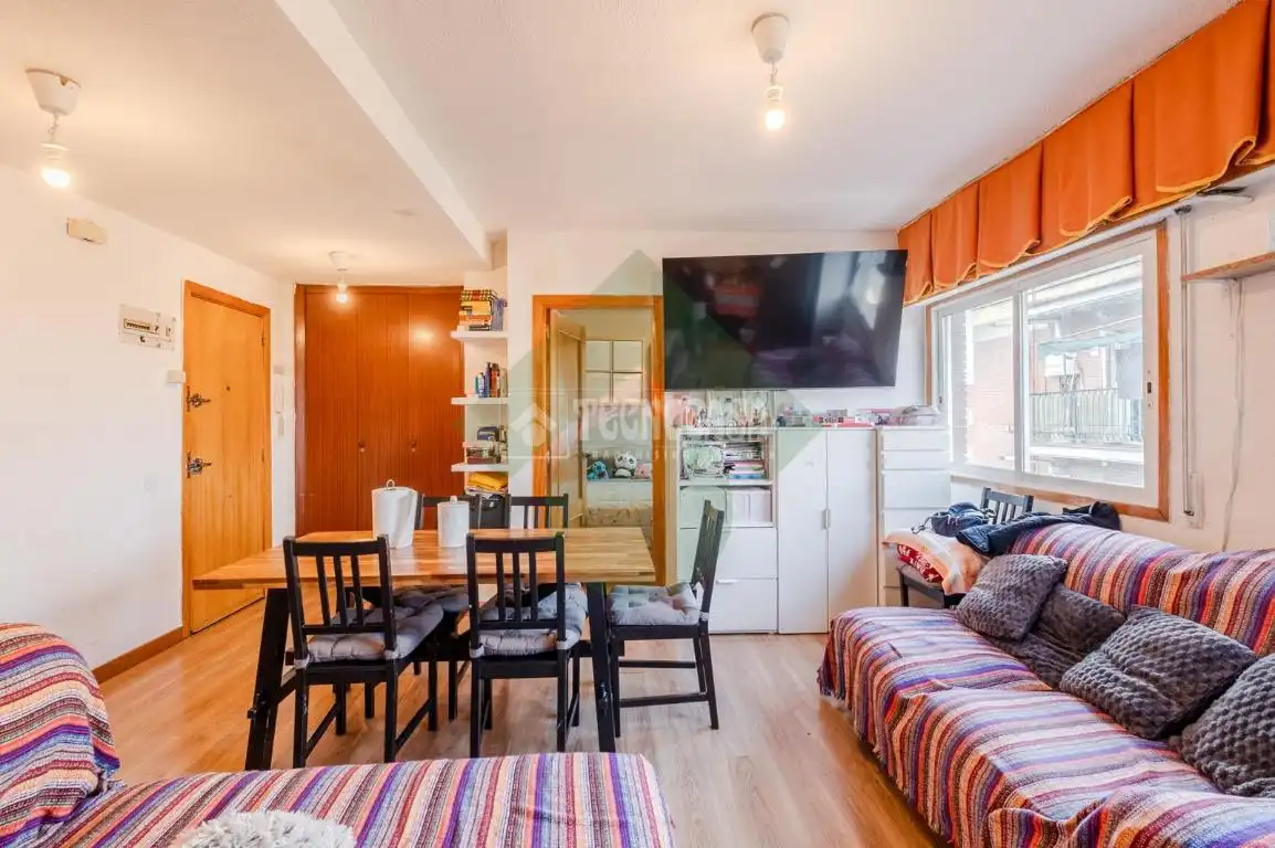 Bedroom of Flat for sale in Madrid  with Air Conditioner and Balcony