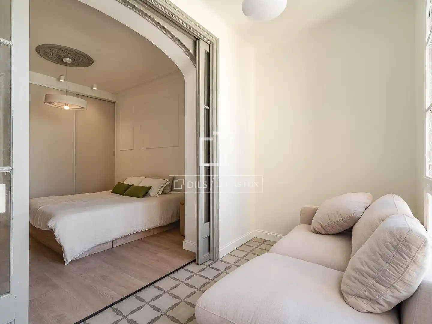 Flat with terrace for sale in Ciutat Vella, imagen 9