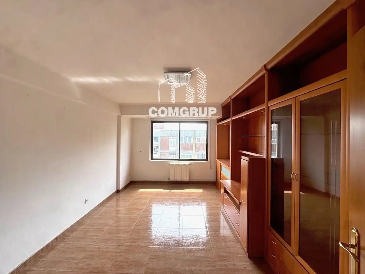Flat for sale in Barcelona  with Air Conditioner, Heating and Parquet flooring