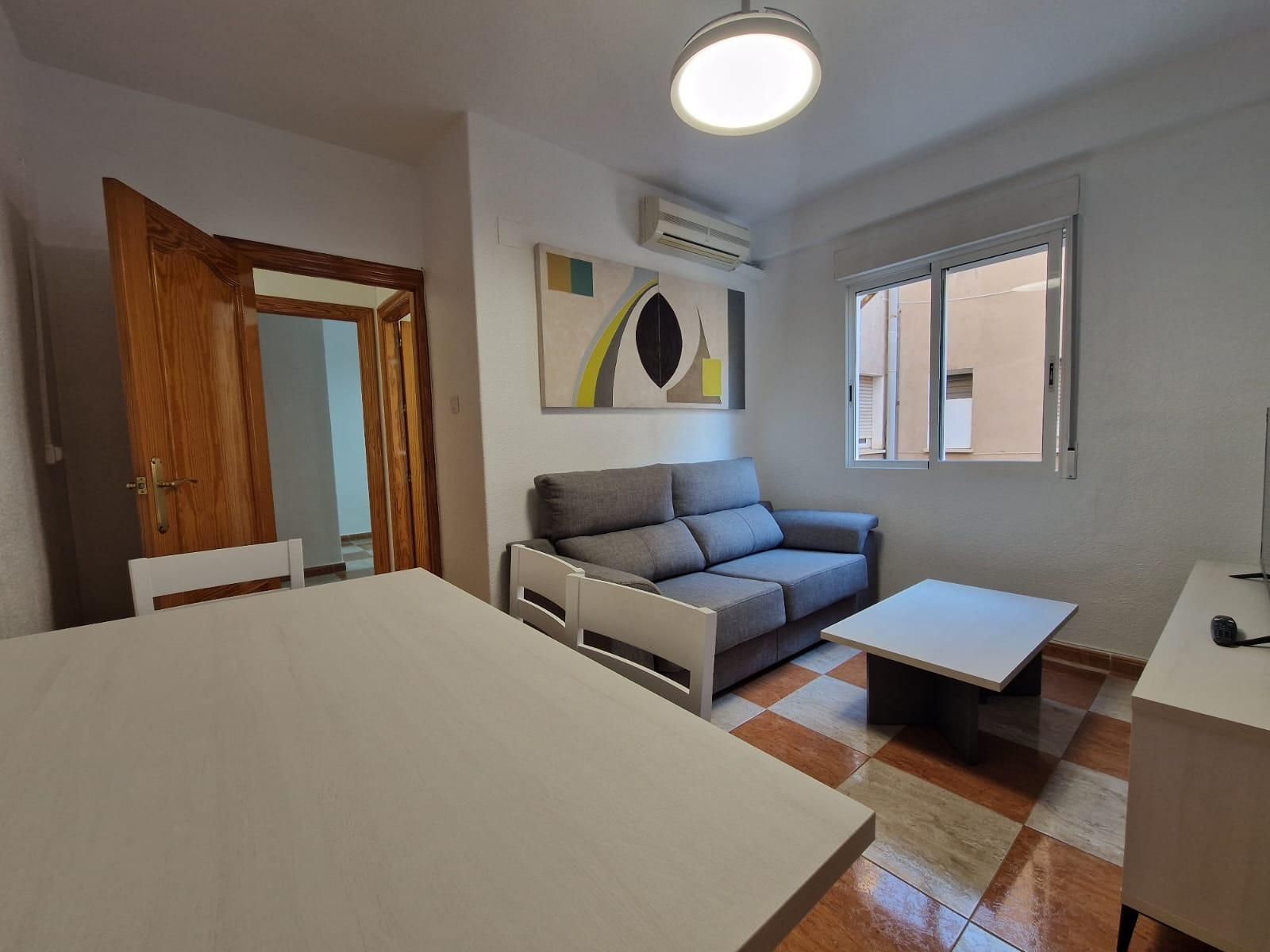 Flat to share in Calle PINTOR BALACA, 56, Ensanche