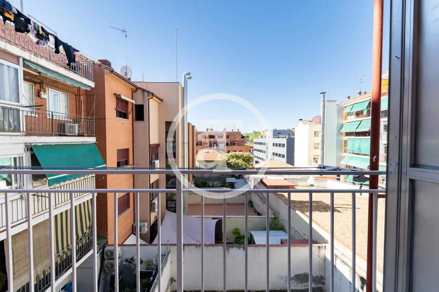 Vista exterior de Piso de alquiler en Madrid con Aire acondicionado, Calefacción y Amueblado