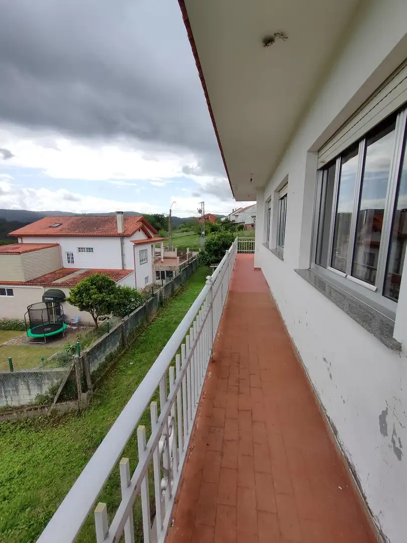 Vista exterior de Casa o chalet en venta en Lousame con Jardín privado, Trastero y Amueblado