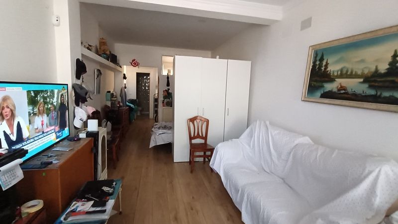 Habitación de Estudio en venta en  Madrid Capital