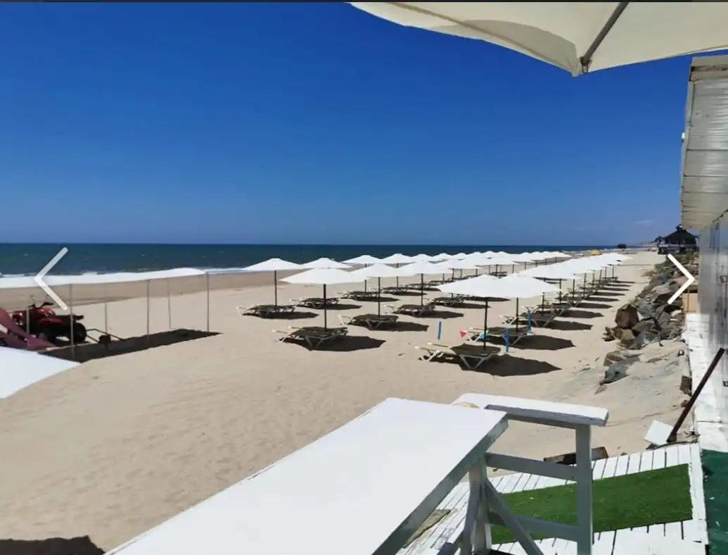Apartamento de alquiler en Almonte con Aire acondicionado, Terraza y Amueblado