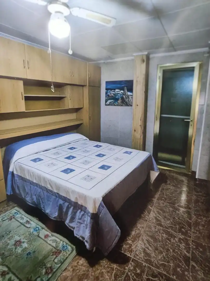 Habitación de Casa adosada en venta en Pineda de Mar con Terraza y Balcón